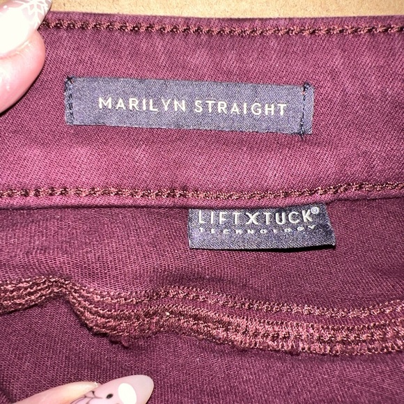 NYDJ  Marilyn Straight Lift Tuck Jeans Deep Merlot Burgundy Size 6 NWT $119 MSRP - Picture 3 of 6